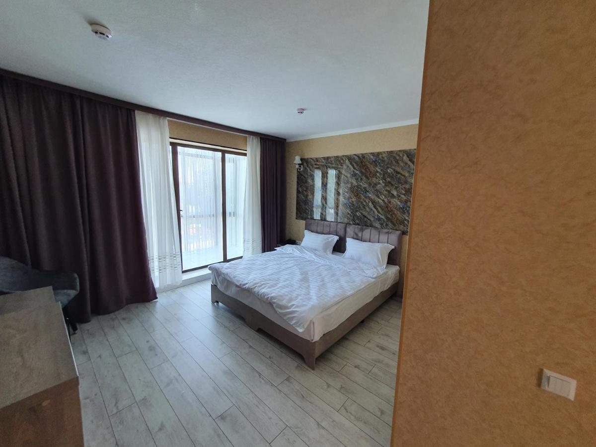 Artist Regenci Hotel Ташкент Экстерьер фото