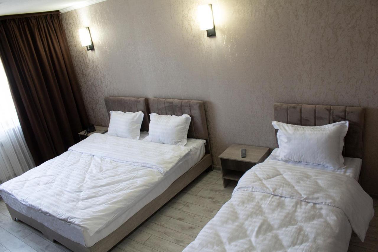 Artist Regenci Hotel Ташкент Экстерьер фото
