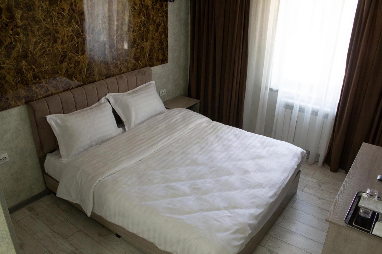 Artist Regenci Hotel Ташкент Экстерьер фото